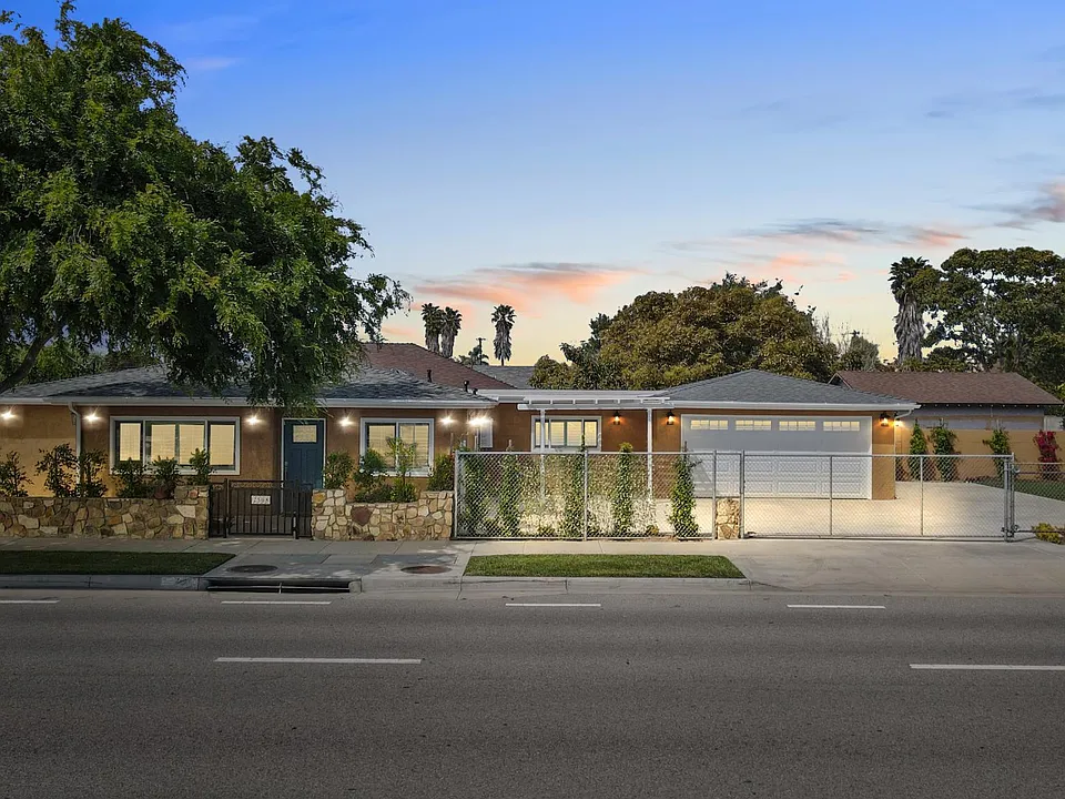 2508 Colonia Ave