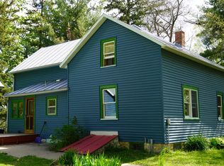 S2906 Nustad Rd, Westby, WI 54667