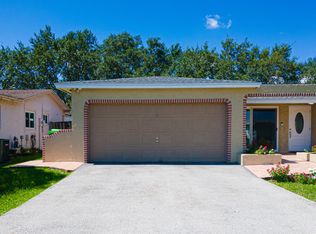 11540 NW 34th Pl, Sunrise, FL 33323