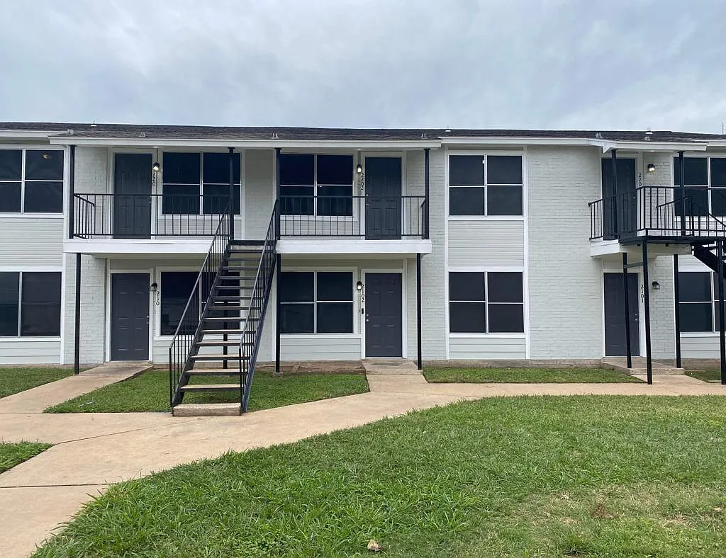 Brazoria - 1105 — Photo 2