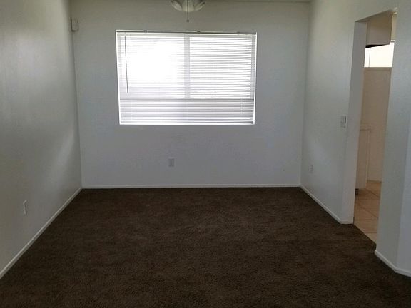 4th image of 13347 Dos Lomas Way