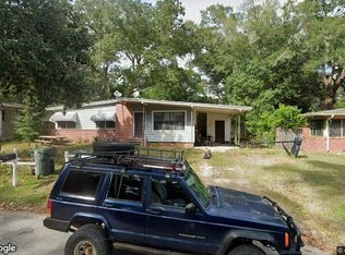 6612 Lee St, Milton, FL 32570
