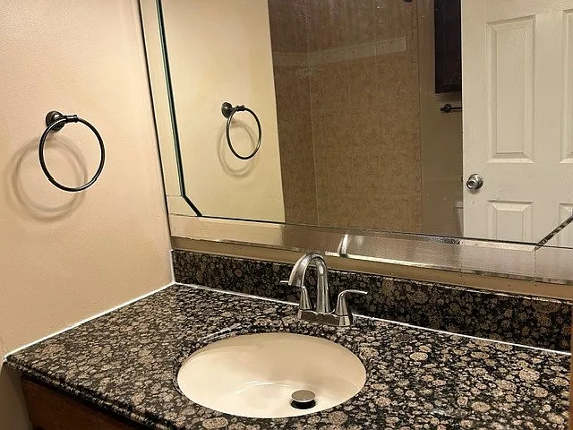 15 Sona Ln — Photo 17