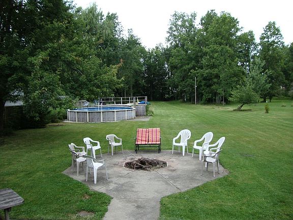 HUGE yard