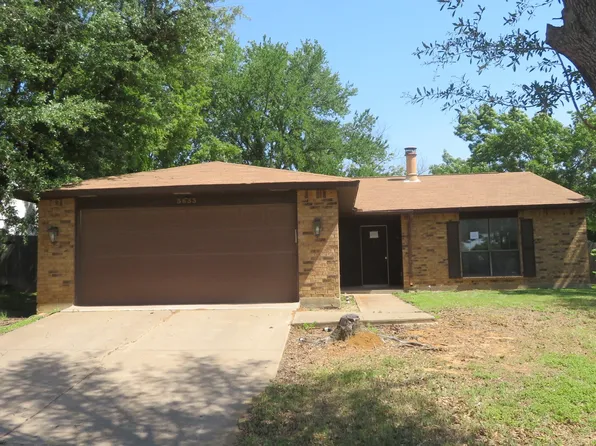 3833 Hackberry Ln, Bedford, TX 76021