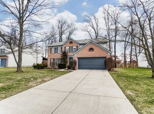 992 Vixen Dr, Cincinnati, OH 45245