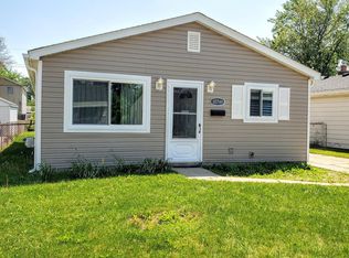 30760 Palmer Blvd, Madison Heights, MI 48071
