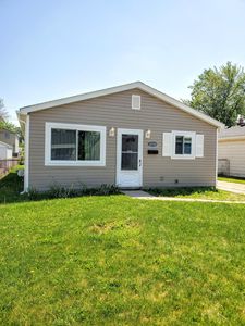 30760 Palmer Blvd, Madison Heights, MI, 48071