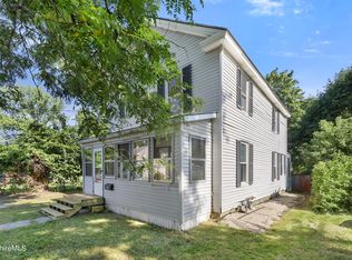 132 Danforth Ave, Pittsfield, MA 01201