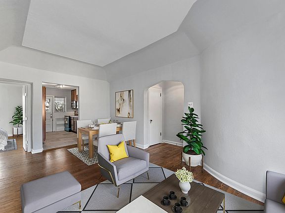 3rd image of 6020 S Kingshighway Blvd #H3