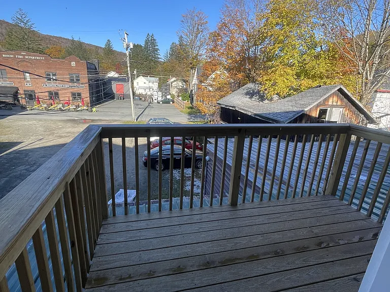 59 Stewart Ave — Photo 4