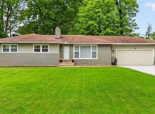 310 Montridge Dr, Canfield, OH 44406