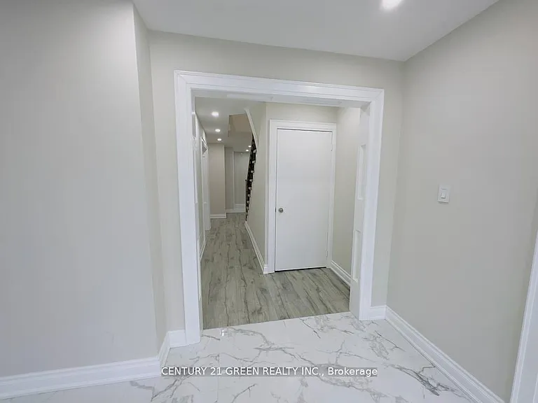 24 Sullivan Dr — Photo 20