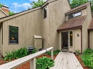 33 Niblick Ln #33, Grantham, NH 03753