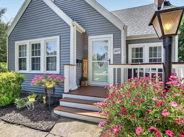 307 Lincoln St, Evansville, WI 53536