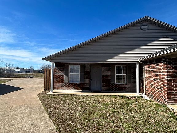 2nd image of 3510 SW Landau Ct APT 1 & 2