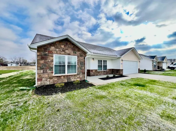 808 Pierson Rd, Trenton, OH 45067