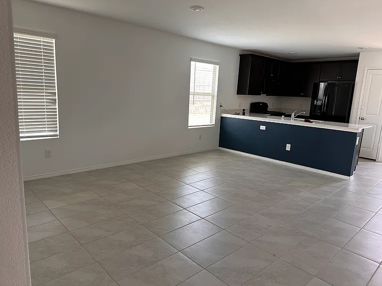 8408 Hollow Bend St — Photo 7