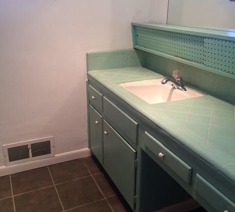 Rhode Island Bathroom