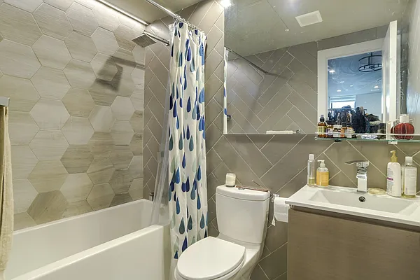 Rented by Corcoran | media 14