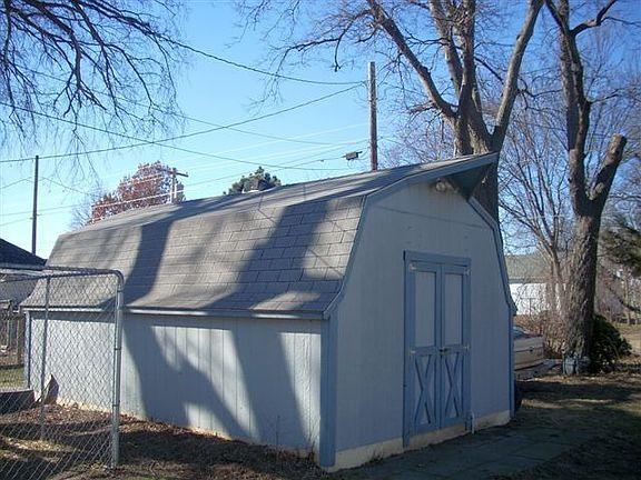 Hobby shed
