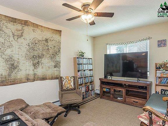 4th image of 367 Park Way