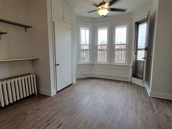 2nd image of 719 Corinthian Ave #2R
