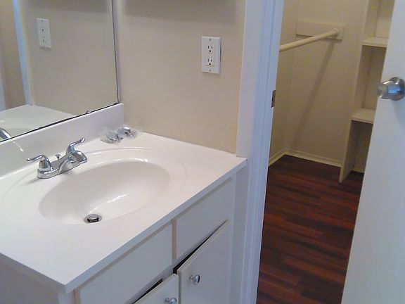 4th image of 10601 South Dr APT 107