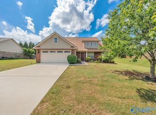 15813 Cold Branch Dr NW, Harvest, AL 35749