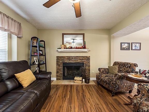 5th image of 3952 Deer Knoll Dr