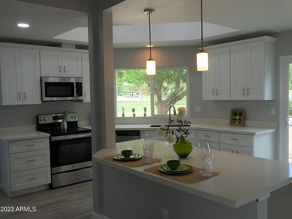 5th image of 18413 N Welk Dr