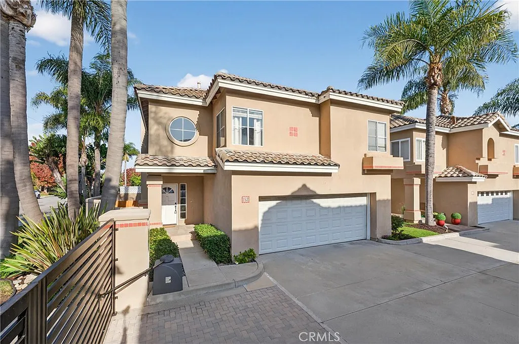 4 bed, 2.5 bath, 1903 sqft, $6,000 — Photo 4