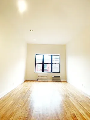 Rented by A Space Realty NY LLC | media 4
