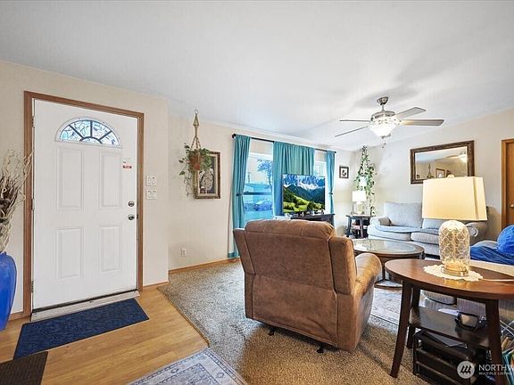 5th image of 223 N Marguerite Road