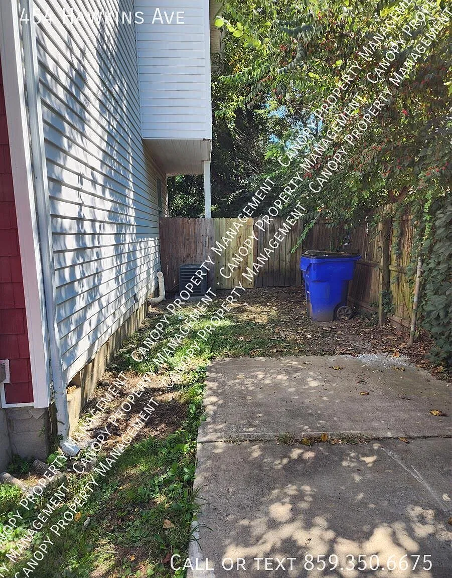 454 Hawkins Ave — Photo 2