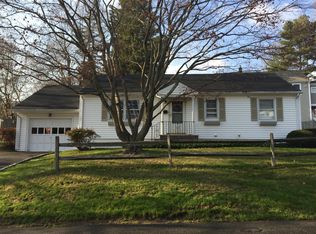 71 Fitch Ave, Darien, CT 06820