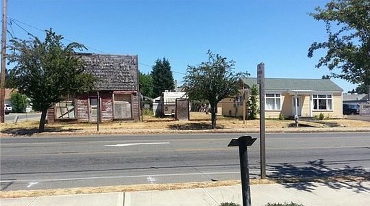 1st image of 106 W Yelm Ave