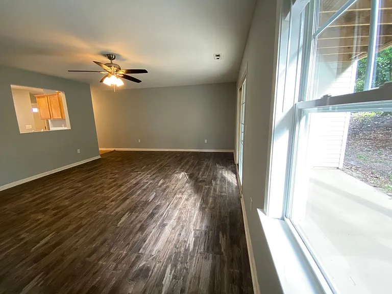 5132 Greenville Loop Rd #B — Photo 13