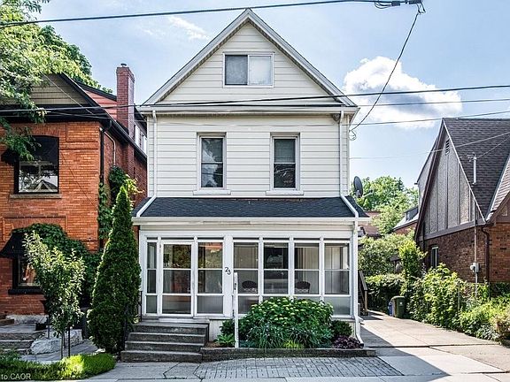 2nd image of 23 Bruce St
