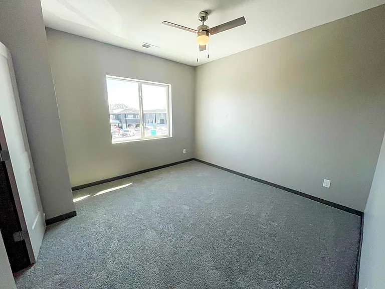 9575 Blacksmith Ct #10 — Photo 10