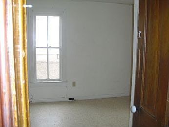 2nd image of 506 N Logan Ave
