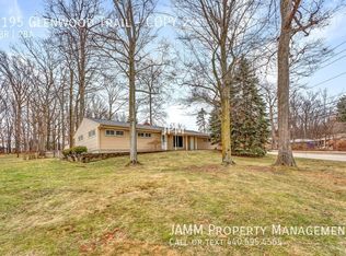 9195 Glenwood Trl #2, Brecksville, OH 44141