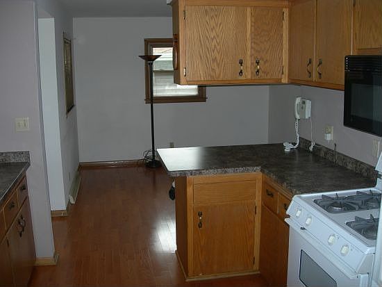 Kitchen to Family Room