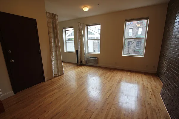Rented by Natural Habitat Realty | media 2