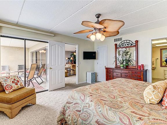 5th image of 3240 S Fletcher Ave APT 779