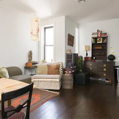 Rented by Nooklyn NYC LLC | media 52