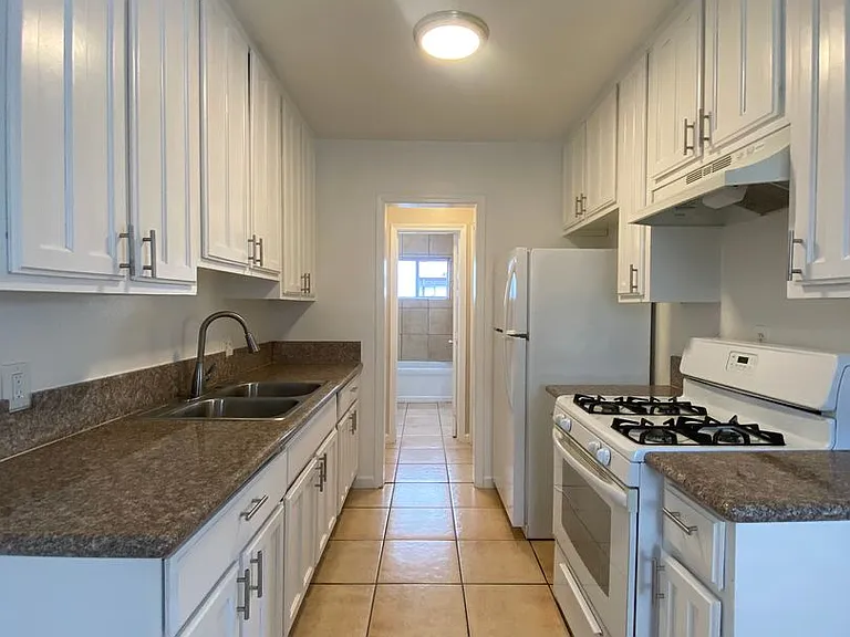 6151-6163 Linden Ave — Photo 7