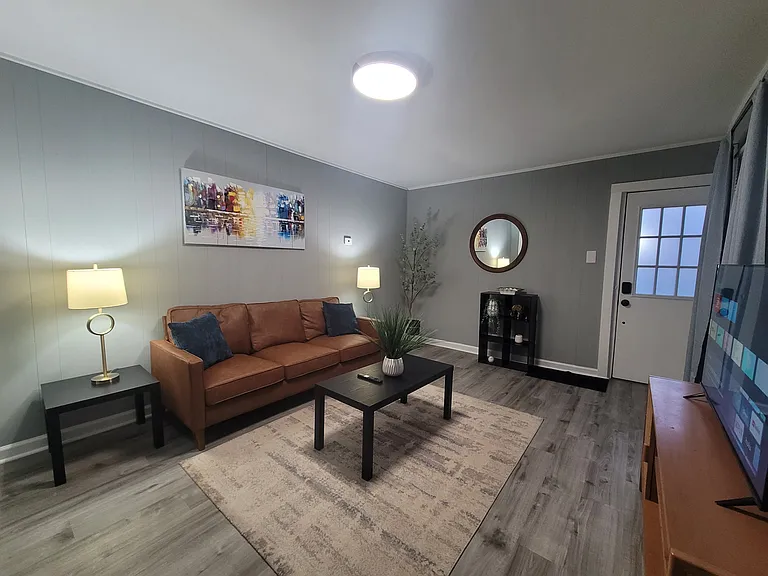 2818 N Capitol Ave #2 — Photo 6