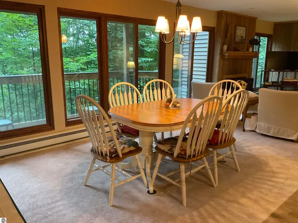 11260 S Cottonwood Dr #16, Traverse City, MI 49684