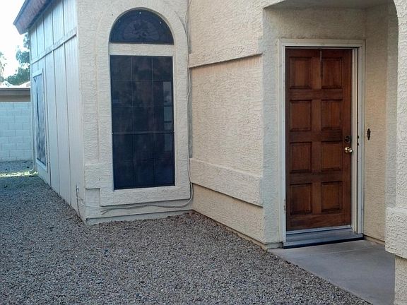 5th image of 437 E Wescott Dr